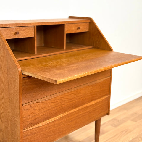 Cabinet in teak, 1960s-70s, Denmark - Beyo Vintage