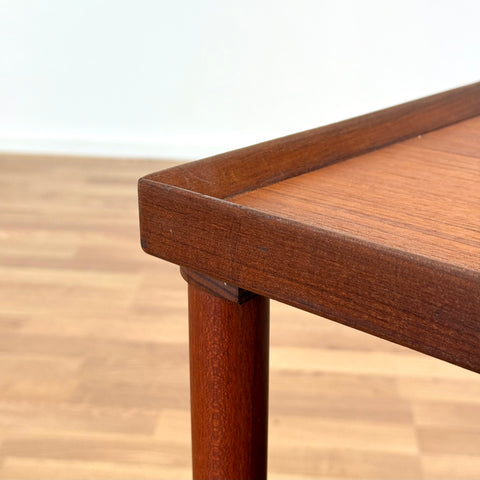 Side table in teak, 1950s-60s, Denmark - Beyo Vintage