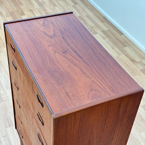 Chest of drawers, Denmark, 1950-60s. - Beyo Vintage