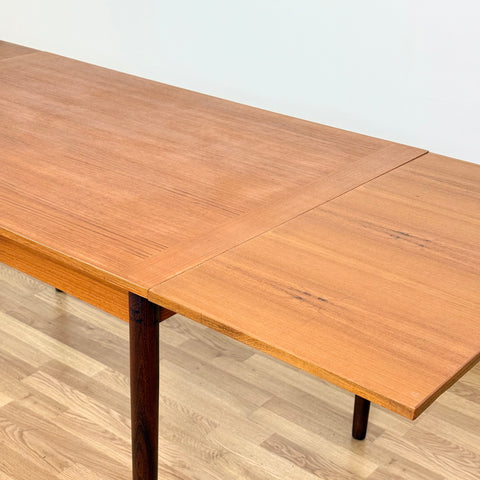 Dining table in teak, 1950s-60s, Denmark - Beyo Vintage