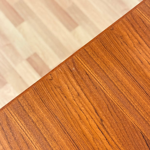 Dining table in teak, 1950s-60s, Denmark