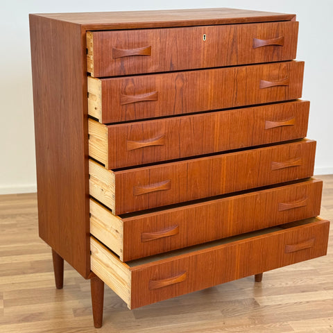 Chest of 6 drawers in teak, 1950s-60s, Denmark - Beyo Vintage