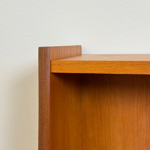 Low bookshelf in teak, 1950s-60s, Denmark - Beyo Vintage