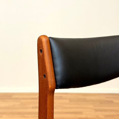 Set of 4 dining chairs in teak, by Erik Buch for Nova Stolefabrik, 1950s-60s, Denmark