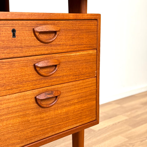 Writing desk "FM60" in teak by Kai Kristiansen for Feldballes Møbelfabrik, 1950s-60s, Denmark - Beyo Vintage