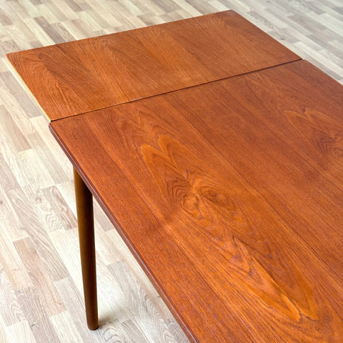 Dining table in teak, 1950s-60s, Denmark - Beyo Vintage