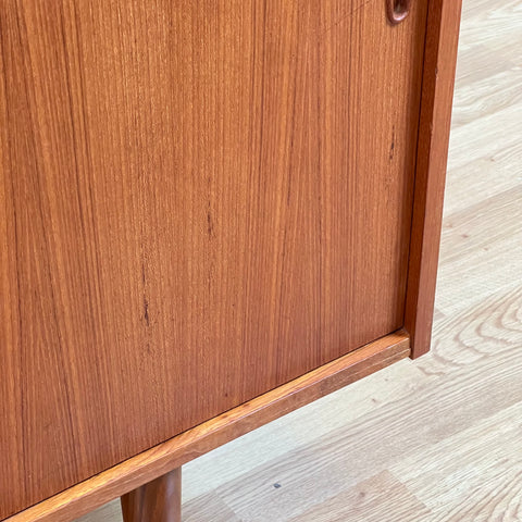 Mid century Danish teak sideboard, Denmark 1960 - Beyo Vintage