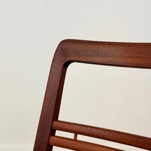 Set of 4 dining chairs in walnut by Svante Skogh from the Rosetto-series for Abrahamssons Möbelfabrik AB, 1950s-60s, Smålands Taberg in Sweden