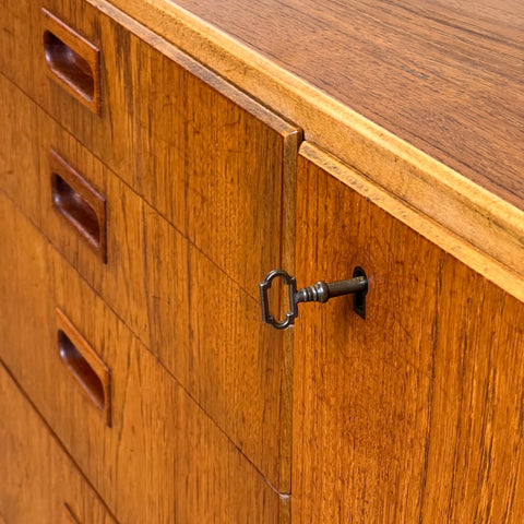 Sideboard in teak, 1950s-60s, Denmark - Beyo Vintage