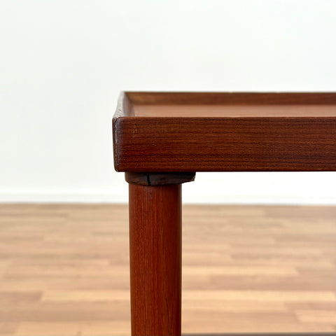 Side table in teak, 1950s-60s, Denmark - Beyo Vintage