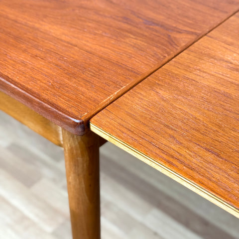 Dining table in teak, 1950s-60s, Denmark - Beyo Vintage