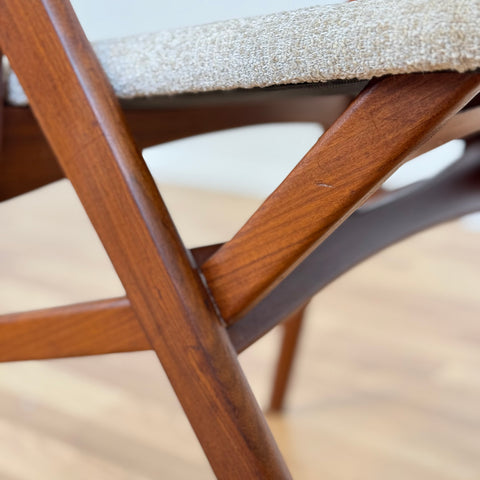 Single chair made of walnut, 1950s-60s, Denmark - Beyo Vintage