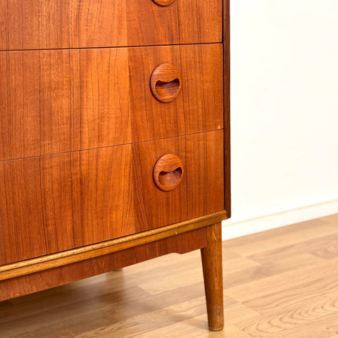 PRICE Chest of 7 drawers in teak, 1950s-60s, Denmark - Beyo Vintage