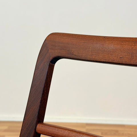 Set of 4 dining chairs in walnut by Svante Skogh from the Rosetto-series for Abrahamssons Möbelfabrik AB, 1950s-60s, Smålands Taberg in Sweden
