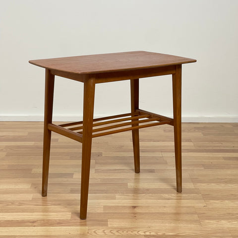 Danish side table in teak, 1950s-60s. - Beyo Vintage