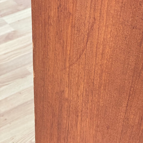Chest of drawers in teak, Denmark, 1950s-60s. - Beyo Vintage
