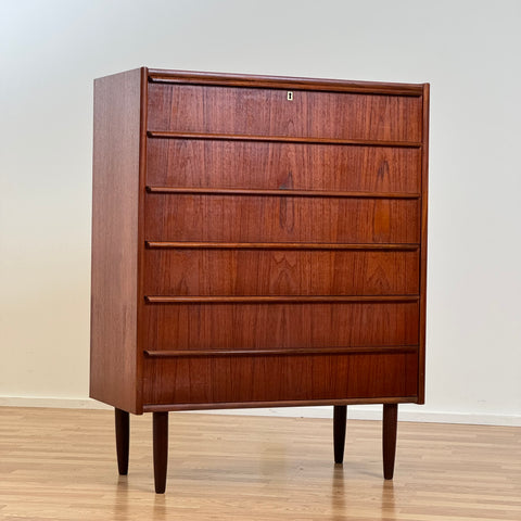 Chest of drawers in teak, Denmark, 1950-60s - Beyo Vintage