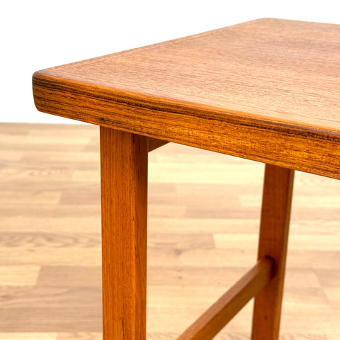 Small side table, in teak, Sweden, 1960s - Beyo Vintage