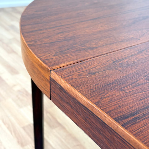 Round dining table in santos rosewood, 1950s-60s, Denmark - Beyo Vintage