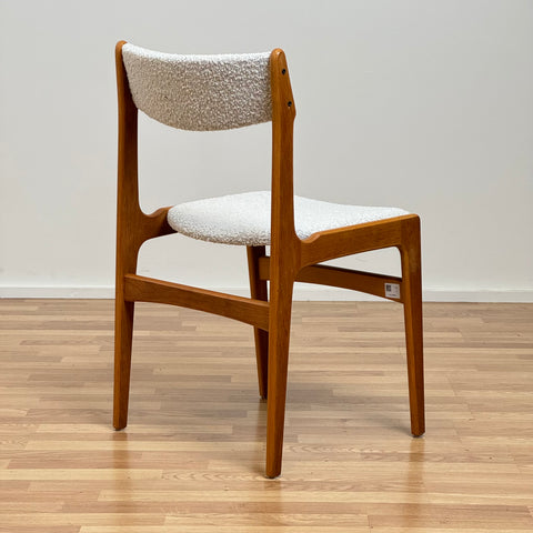 Oak dining chairs by Erik Buch, Set of 4 - Beyo Vintage