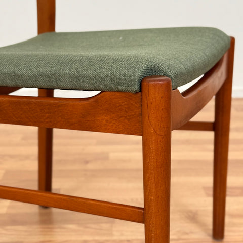 Set of 6 dining chairs in teak, 'model 219', by Farstrup, 1960s, Denmark - Beyo Vintage