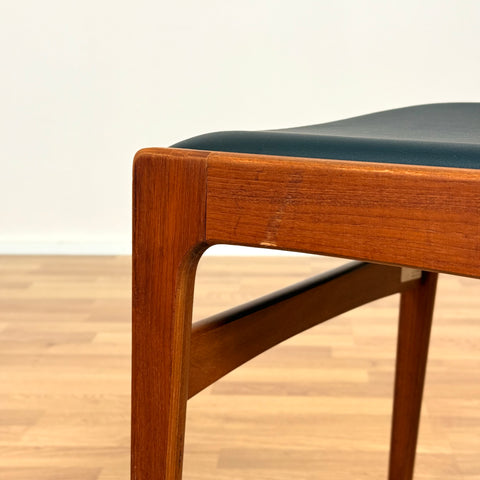 Set of 4 dining chairs in teak, by Erik Buch for Nova Stolefabrik, 1950s-60s, Denmark