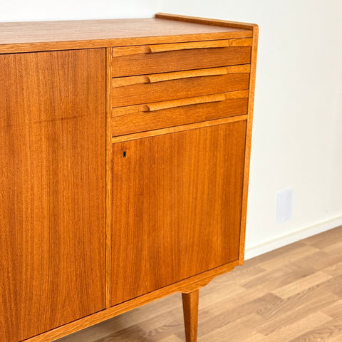 Highboard in teak and oak, 1950s-60s, Sweden - Beyo Vintage
