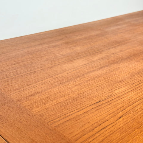 Dining table in teak, 1950s-60s, Denmark - Beyo Vintage