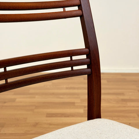 Set of 4 dining chairs in walnut by Svante Skogh from the Rosetto-series for Abrahamssons Möbelfabrik AB, 1950s-60s, Smålands Taberg in Sweden