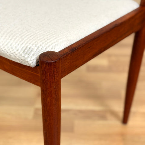 Set of 4 dining chairs in solid teak by Skovmand & Andersen, 1950s-60s, Denmark - Beyo Vintage