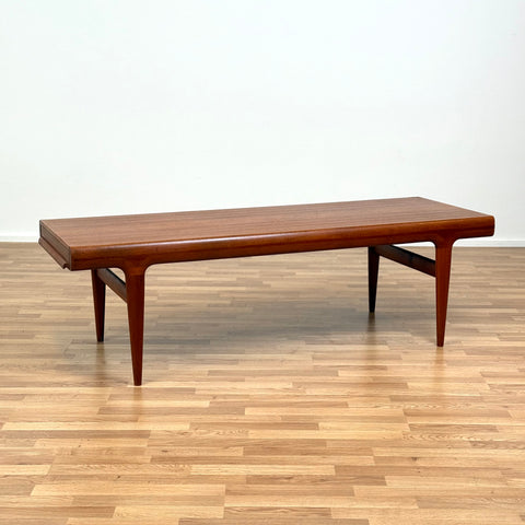 Coffee table in teak by Johannes Andersen, 1950s-60s, Denmark - Beyo Vintage