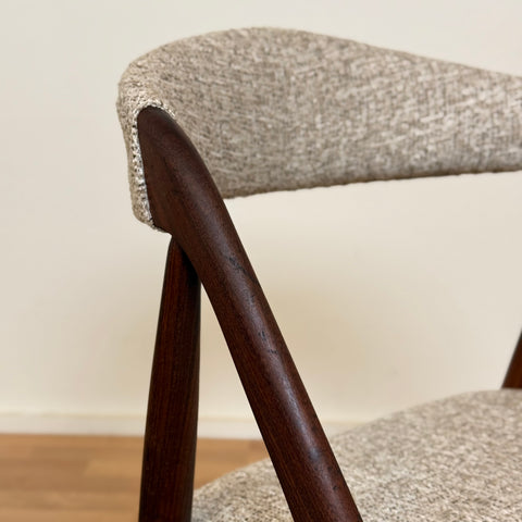 Set of 8 dining chairs in walnut by Kai Kristiansen, 1950s-60s, Denmark - Beyo Vintage