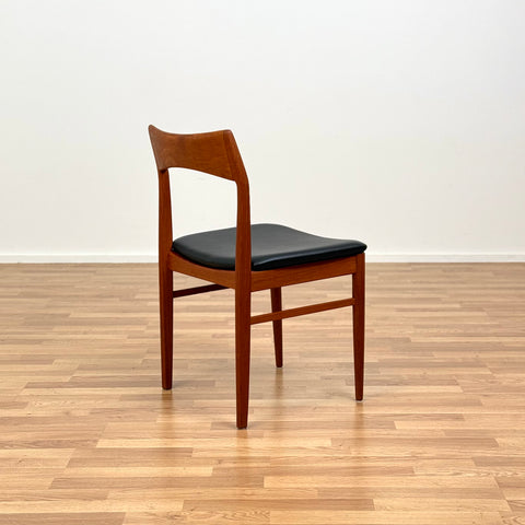 Set of 6 dining chairs in teak by Henning Kjaernulf. A for Vejle Stolefabrik, 1950s-60s, Denmark - Beyo Vintage