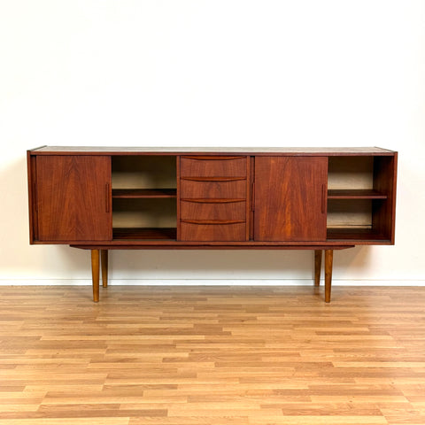 Sideboard in teak, 1950s-60s, Denmark - Beyo Vintage