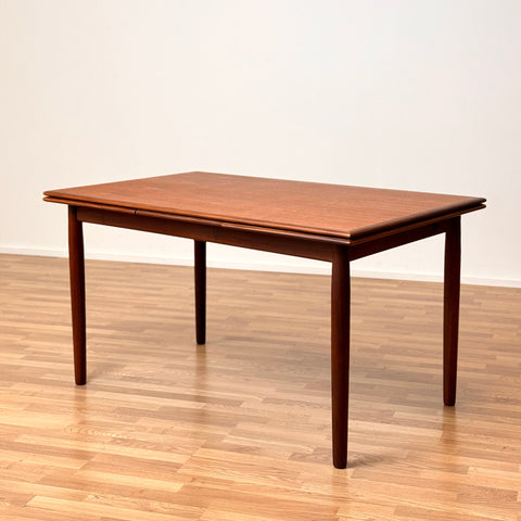 PRICE Dining table in teak, 1950s-60s, Denmark - Beyo Vintage