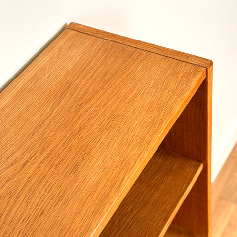 Bookshelf in oak by Troeds, model 'Domimonte', designed by Nils Jonsson, 1960s-70s, Sweden