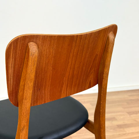 Set of 4 dining chairs in teak & oak by Ib Kofod-Larsen, 1950s-60s, Denmark - Beyo Vintage