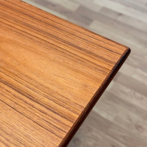 PRICE Dining table in teak, 1950s-60s, Denmark - Beyo Vintage