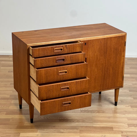 Sideboard in teak, 1950s-60s, Denmark - Beyo Vintage