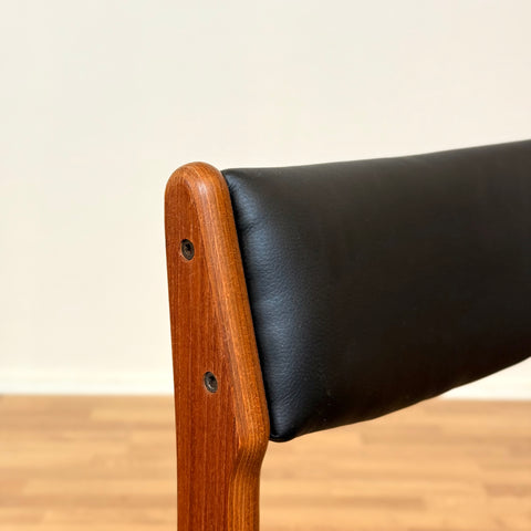 Set of 4 dining chairs in teak, by Erik Buch for Nova Stolefabrik, 1950s-60s, Denmark