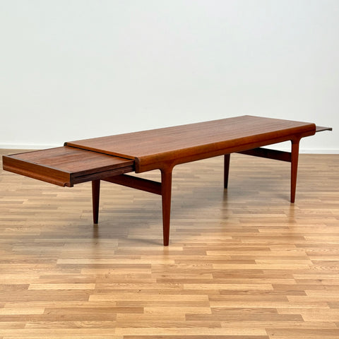 Coffee table in teak by Johannes Andersen, 1950s-60s, Denmark - Beyo Vintage