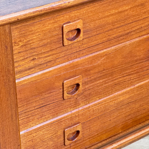 Sideboard in teak, Denmark, 1950-60s. - Beyo Vintage