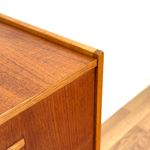Chest of drawers in teak, 1950s-60s, Sweden - Beyo Vintage
