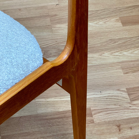 Oak dining chairs by Erik Buch, Set of 4 - Beyo Vintage