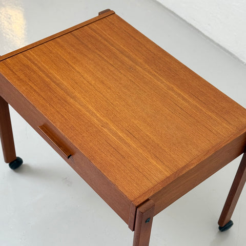 Sewing table/Trolley in teak with 1 drawer, 1950s-60s, Denmark - Beyo Vintage