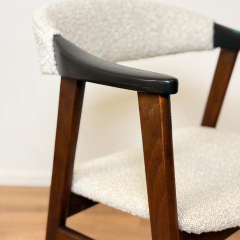 Set of 4 dining chairs with armrest in stained beech, 1950s-60s, Denmark - Beyo Vintage