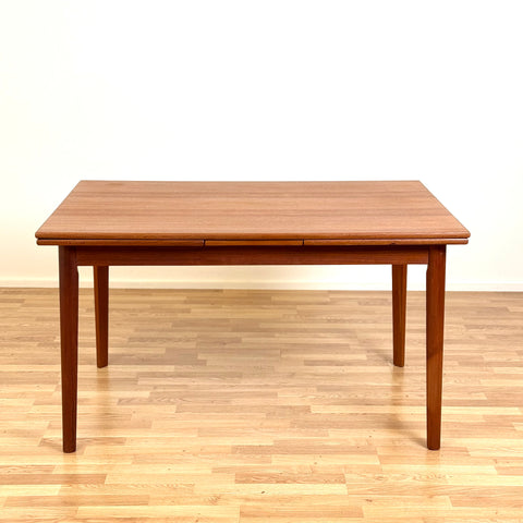 Dining table in teak, 1950s-60s, Denmark - Beyo Vintage