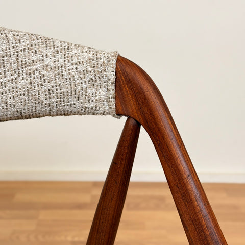 Set of 8 dining chairs in walnut by Kai Kristiansen, 1950s-60s, Denmark - Beyo Vintage