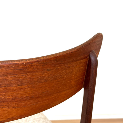 Set of 8 dining chairs in teak by Schionning and Elgaard, 1950s-60s, Denmark - Beyo Vintage