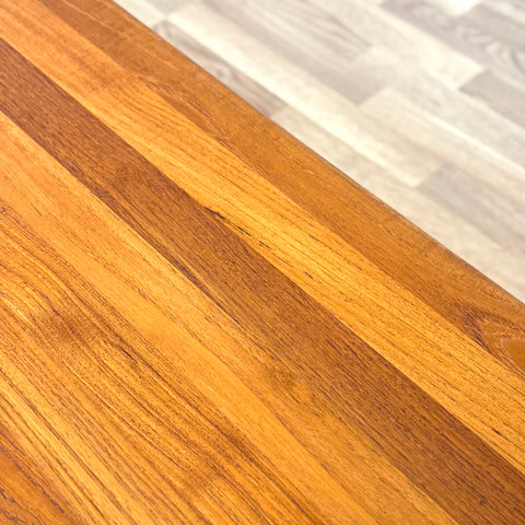Coffee table in solid teak, 1950s-60s, Denmark - Beyo Vintage